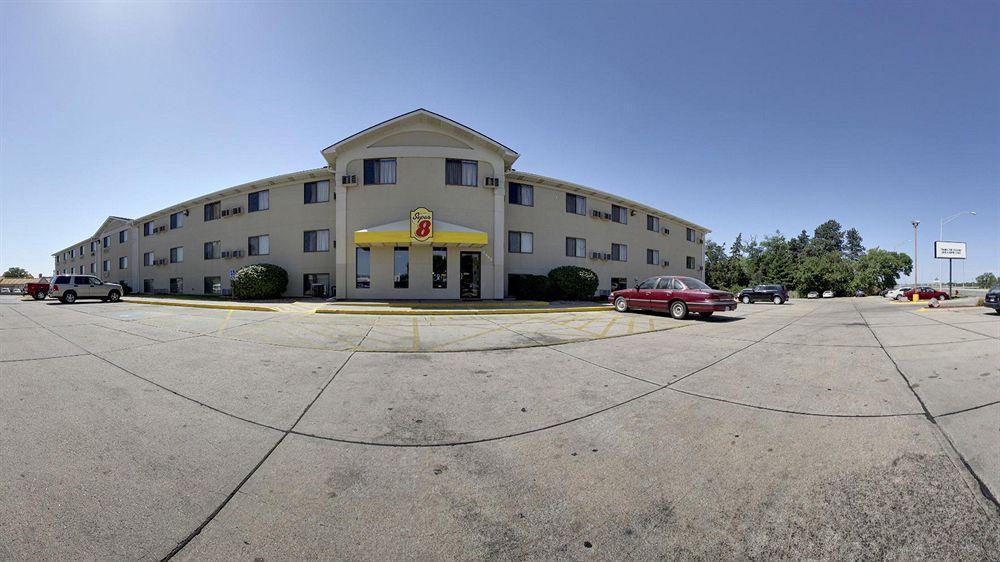 Готель Super 8 By Wyndham Lincoln North Екстер'єр фото